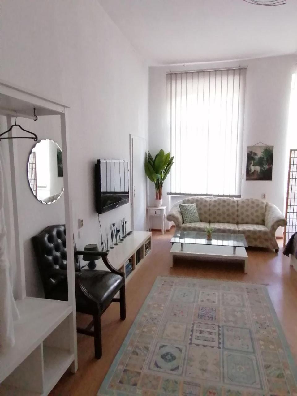 Nr 3 Grosszuegiges Kamin-Zimmer Mit King-Size Bett Im Zentrum Анаберг-Бухолц Екстериор снимка